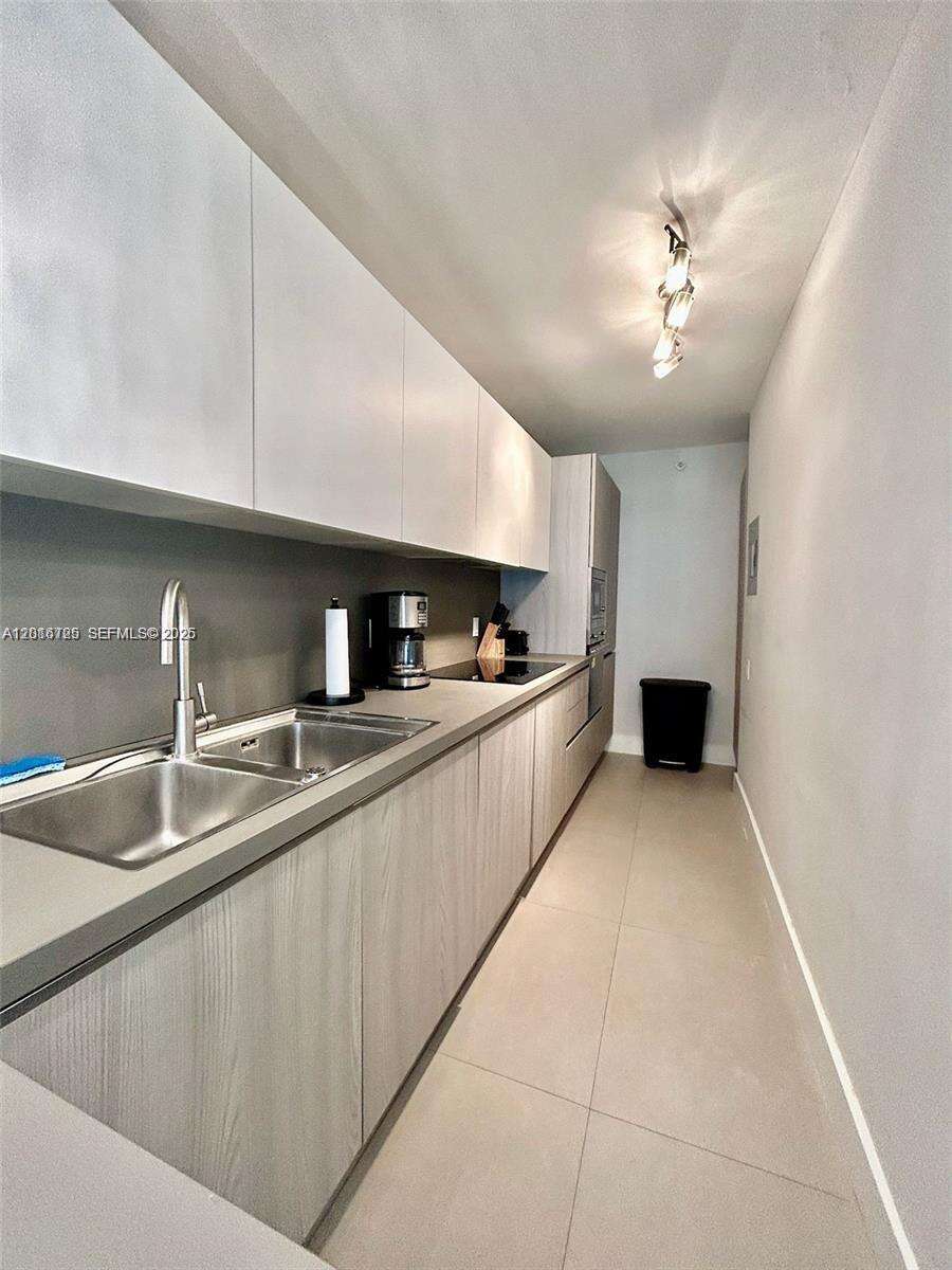 Decoplage Unit #426 | Picture 4