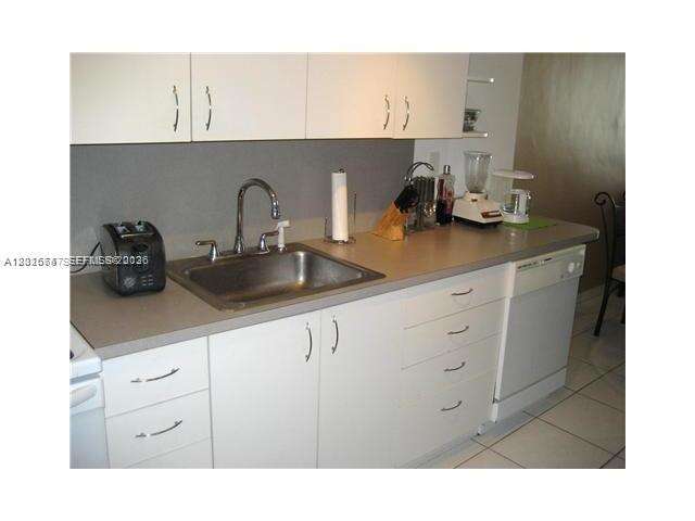 Decoplage Unit #437 | Picture 3