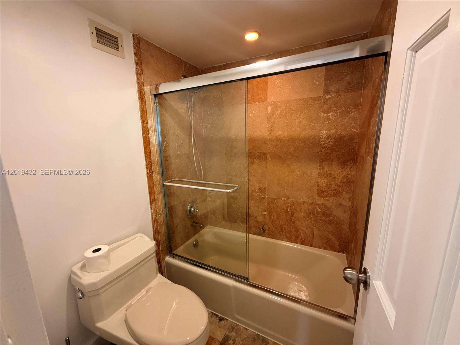 Decoplage Unit #1206 | Picture 9
