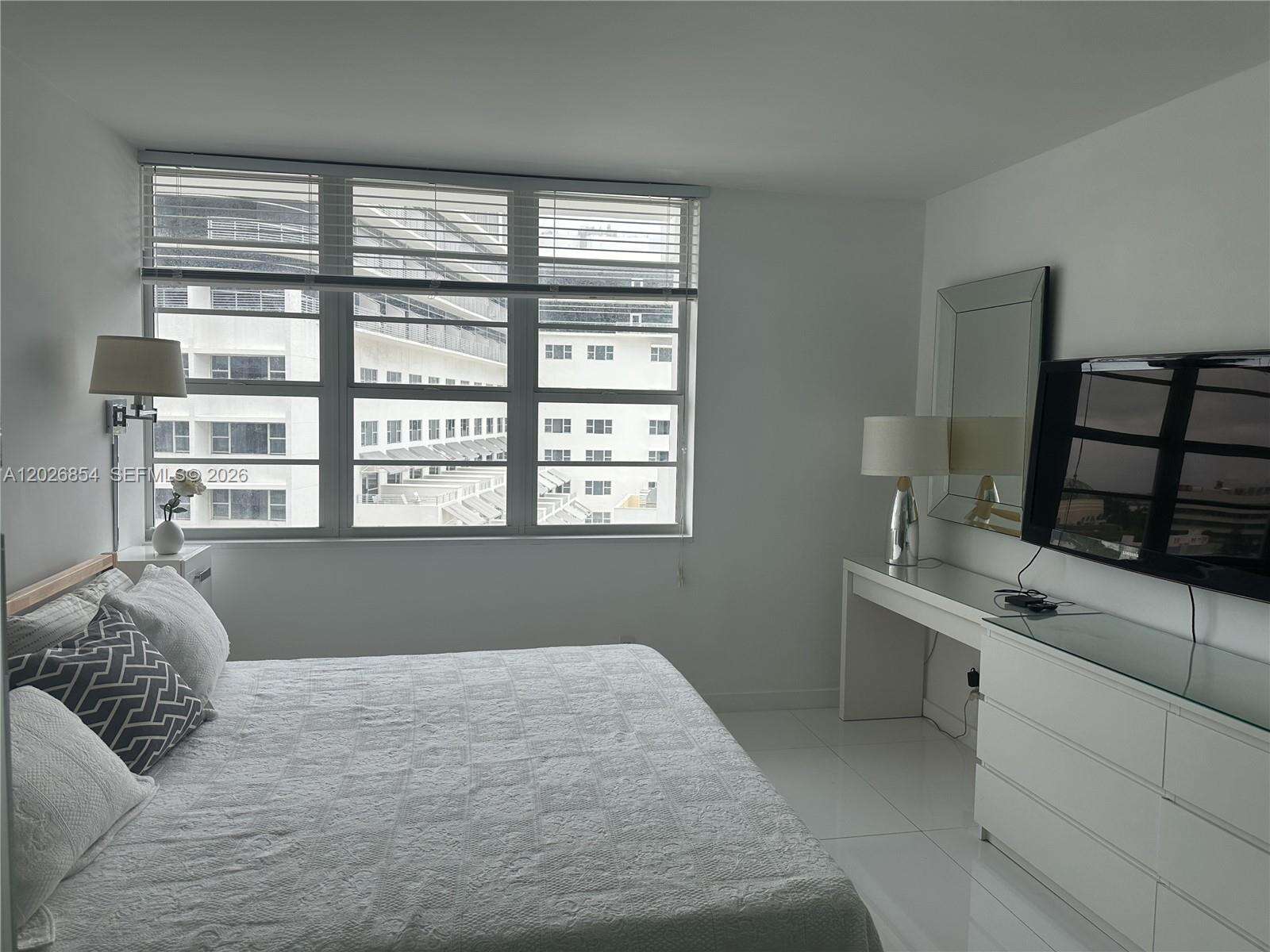 Decoplage Unit #835 | Picture 7