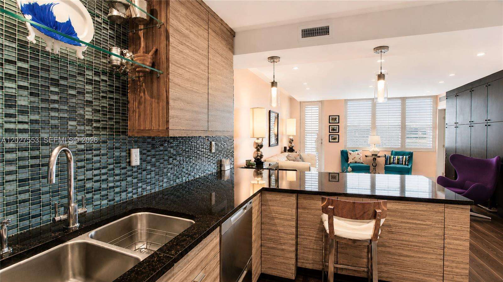 Decoplage Unit #533 | Picture 7