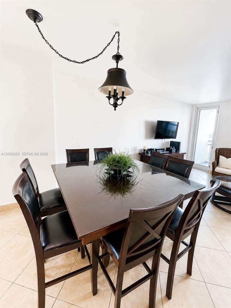 Decoplage Unit #602 | Picture 7
