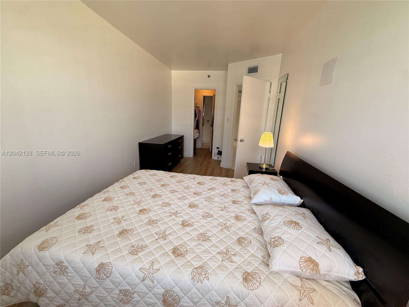 Decoplage Unit #1025 | Picture 13