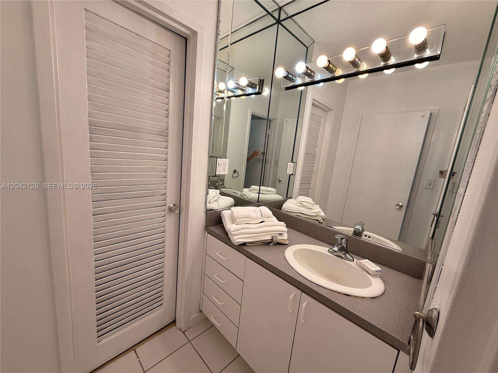 Decoplage Unit #1025 | Picture 15