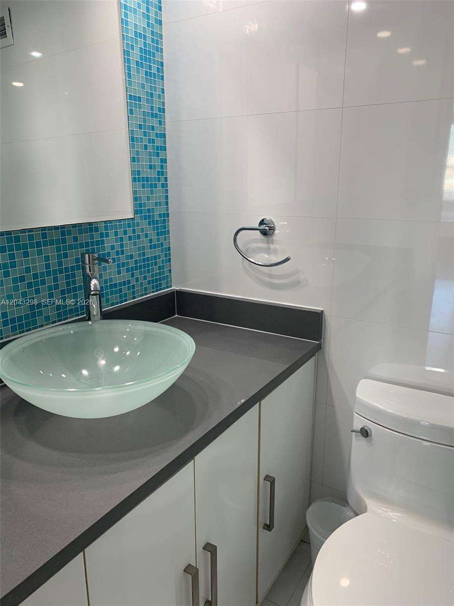 Decoplage Unit #1514 | Picture 7