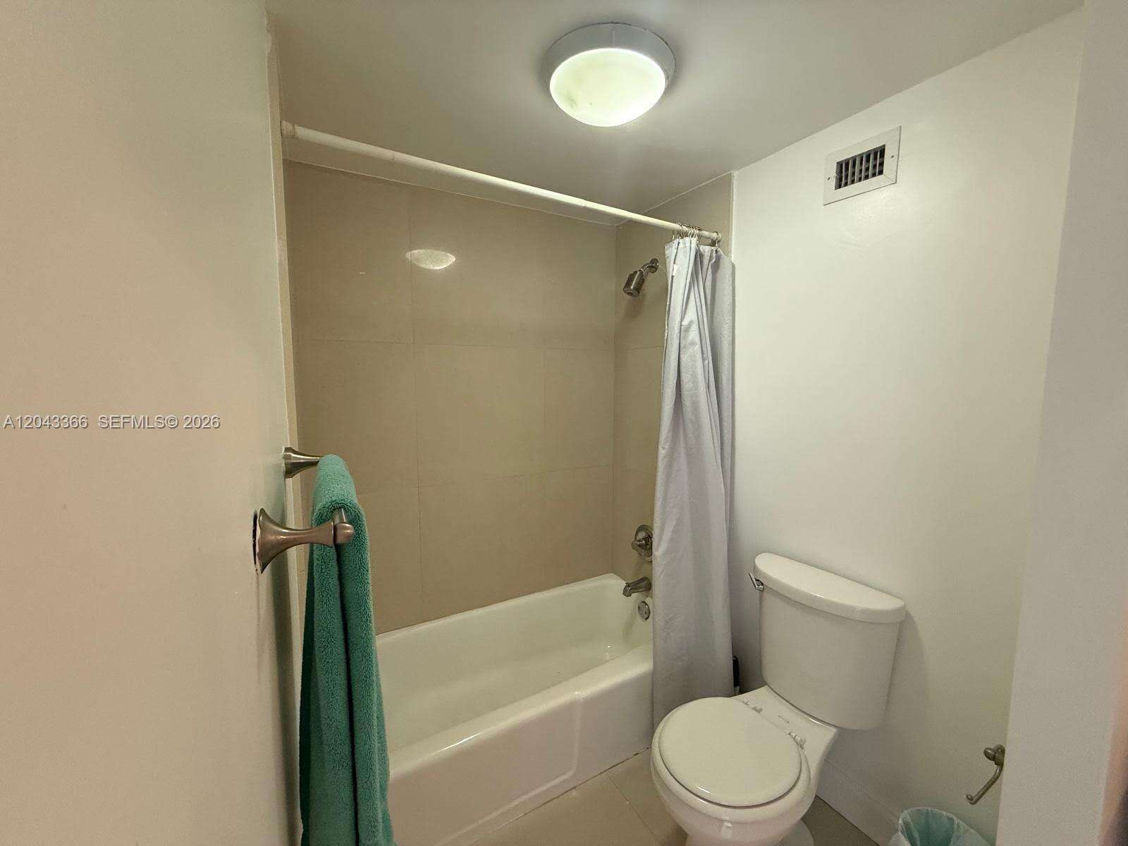Decoplage Unit #316 | Picture 13