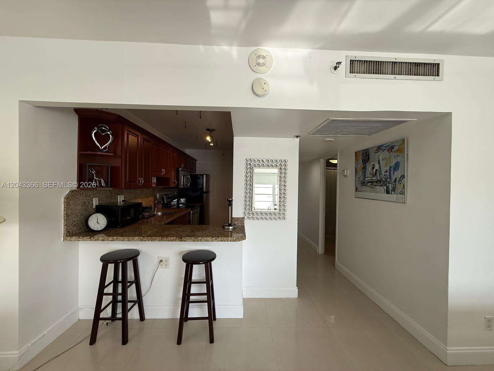 Decoplage Unit #316 | Picture 7