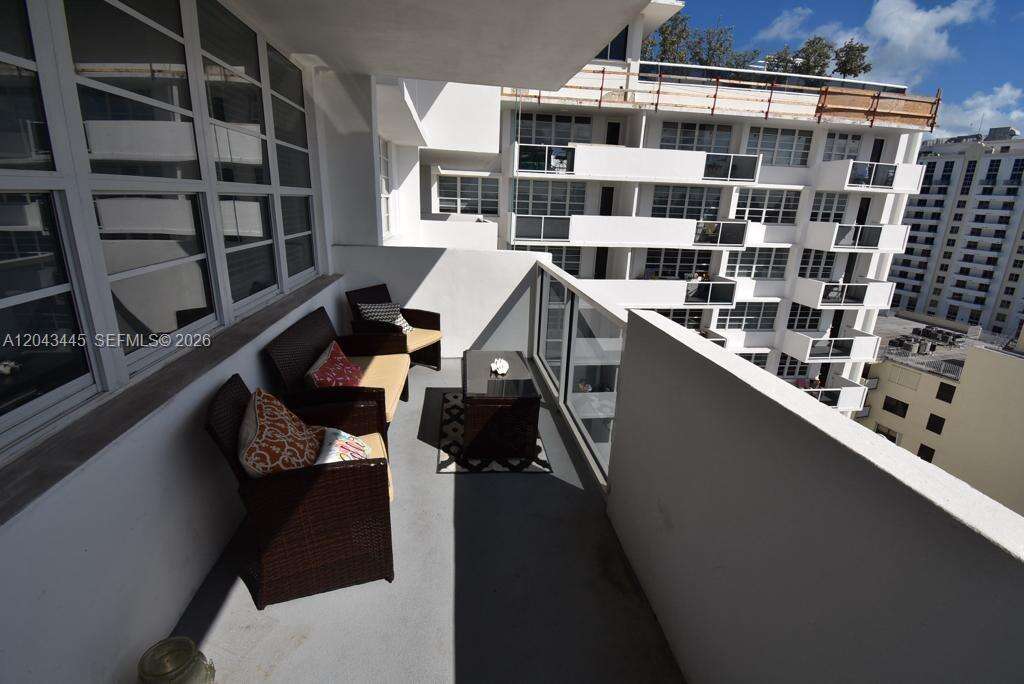 Decoplage Unit #1507 | Picture 2