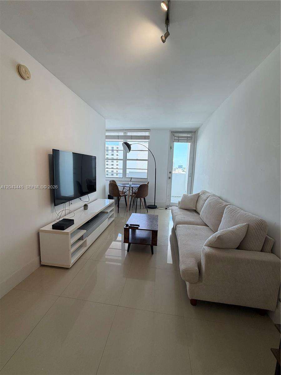 Decoplage Unit #1507 | Picture 9