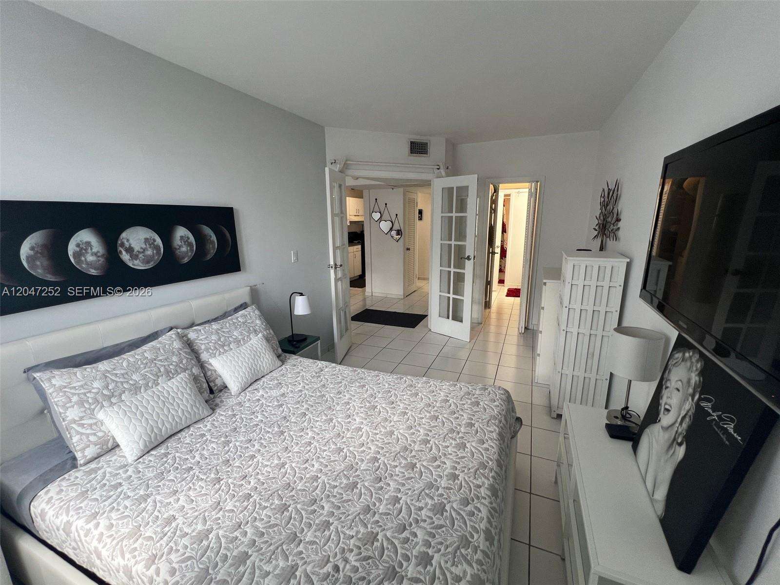 Decoplage Unit #1126 | Picture 13