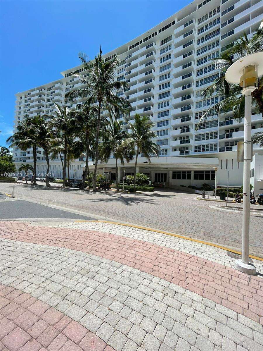 Decoplage Unit #909 | Picture 1