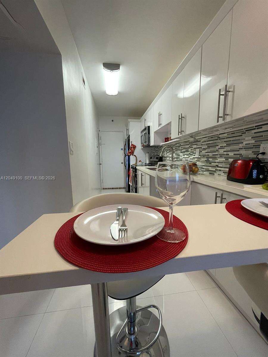 Decoplage Unit #909 | Picture 10