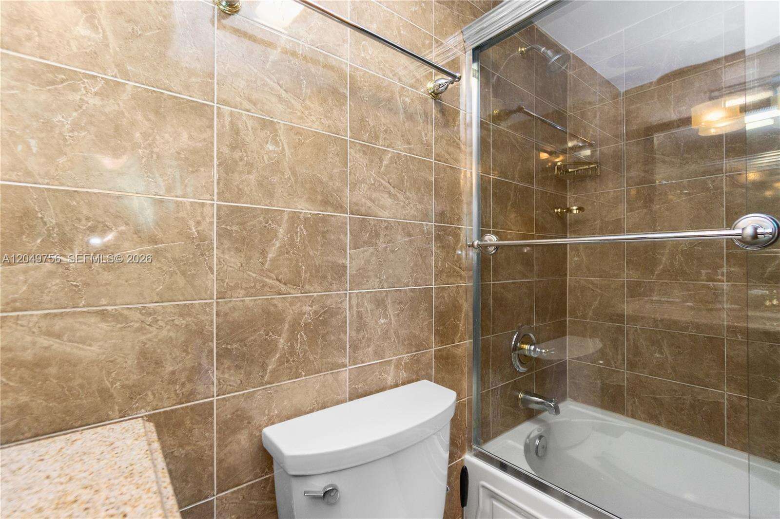 Decoplage Unit #811 | Picture 14