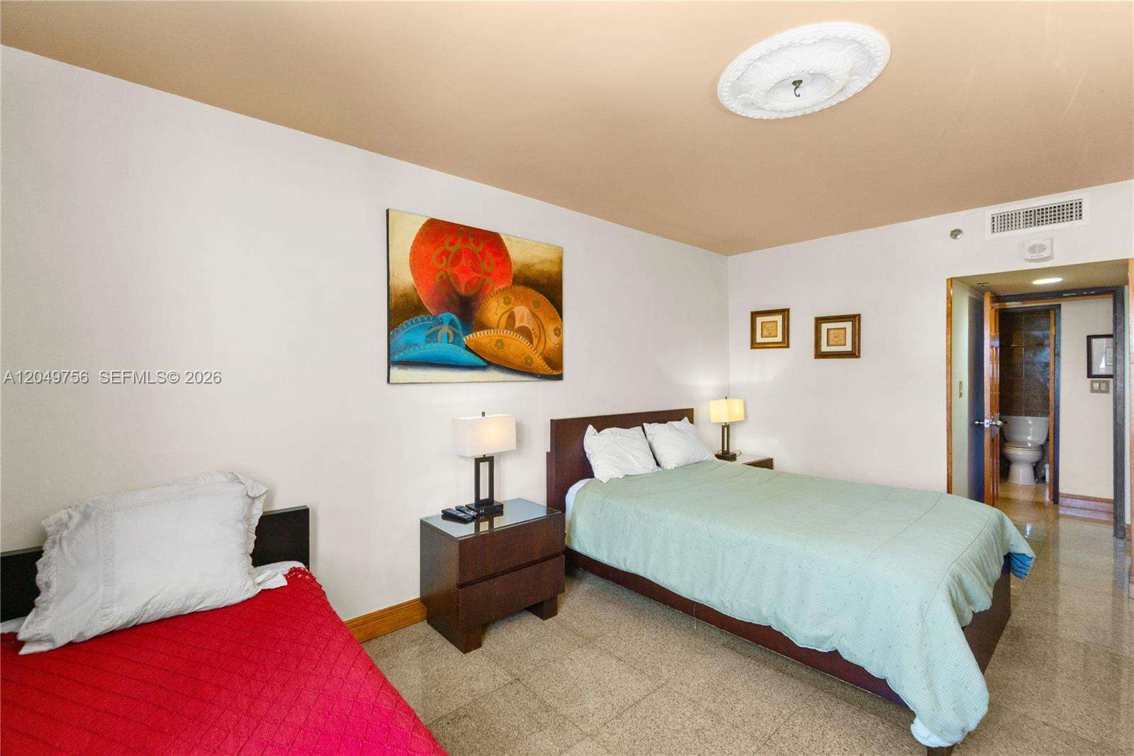 Decoplage Unit #811 | Picture 17
