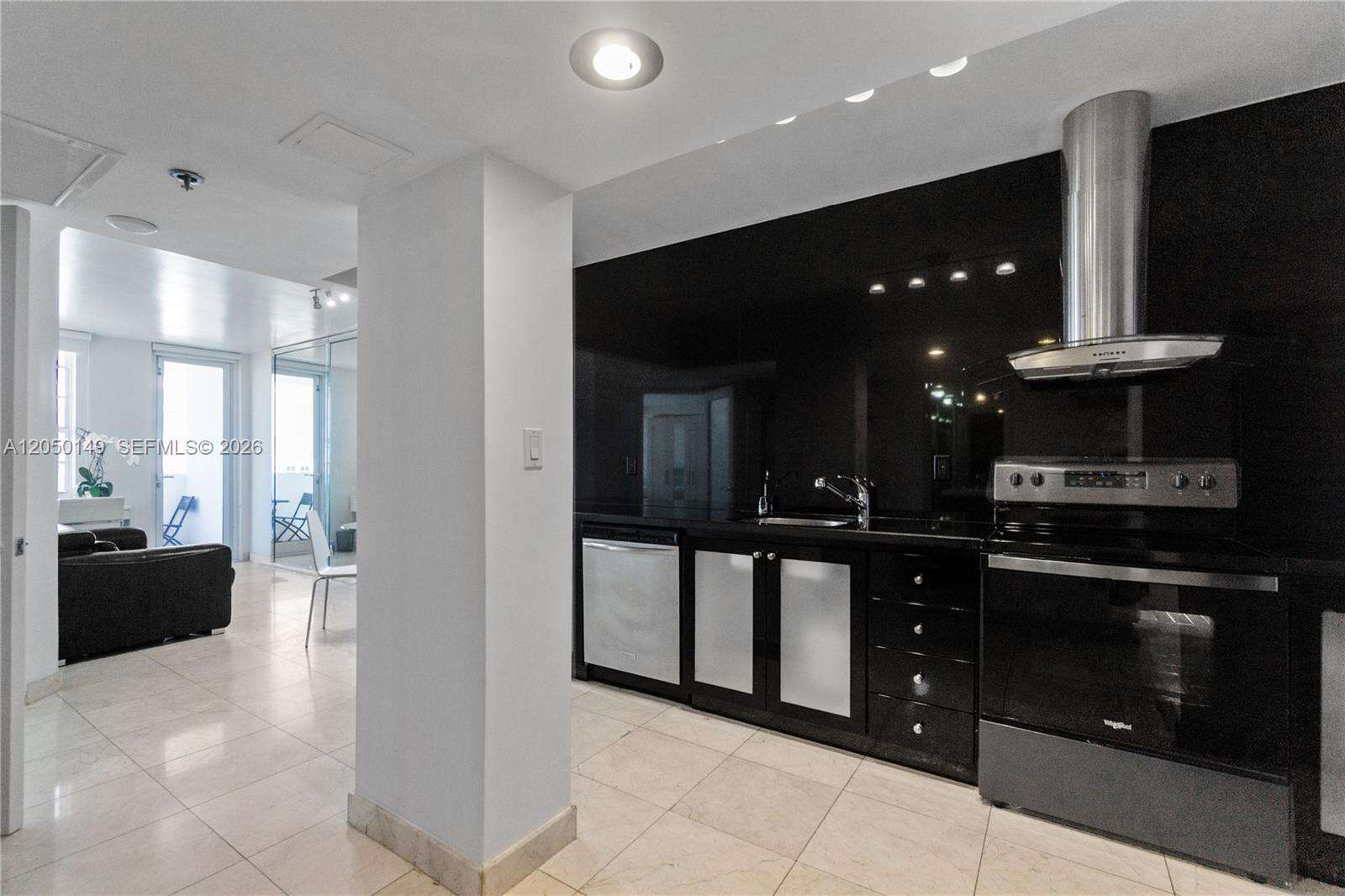 Decoplage Unit #1020 | Picture 3