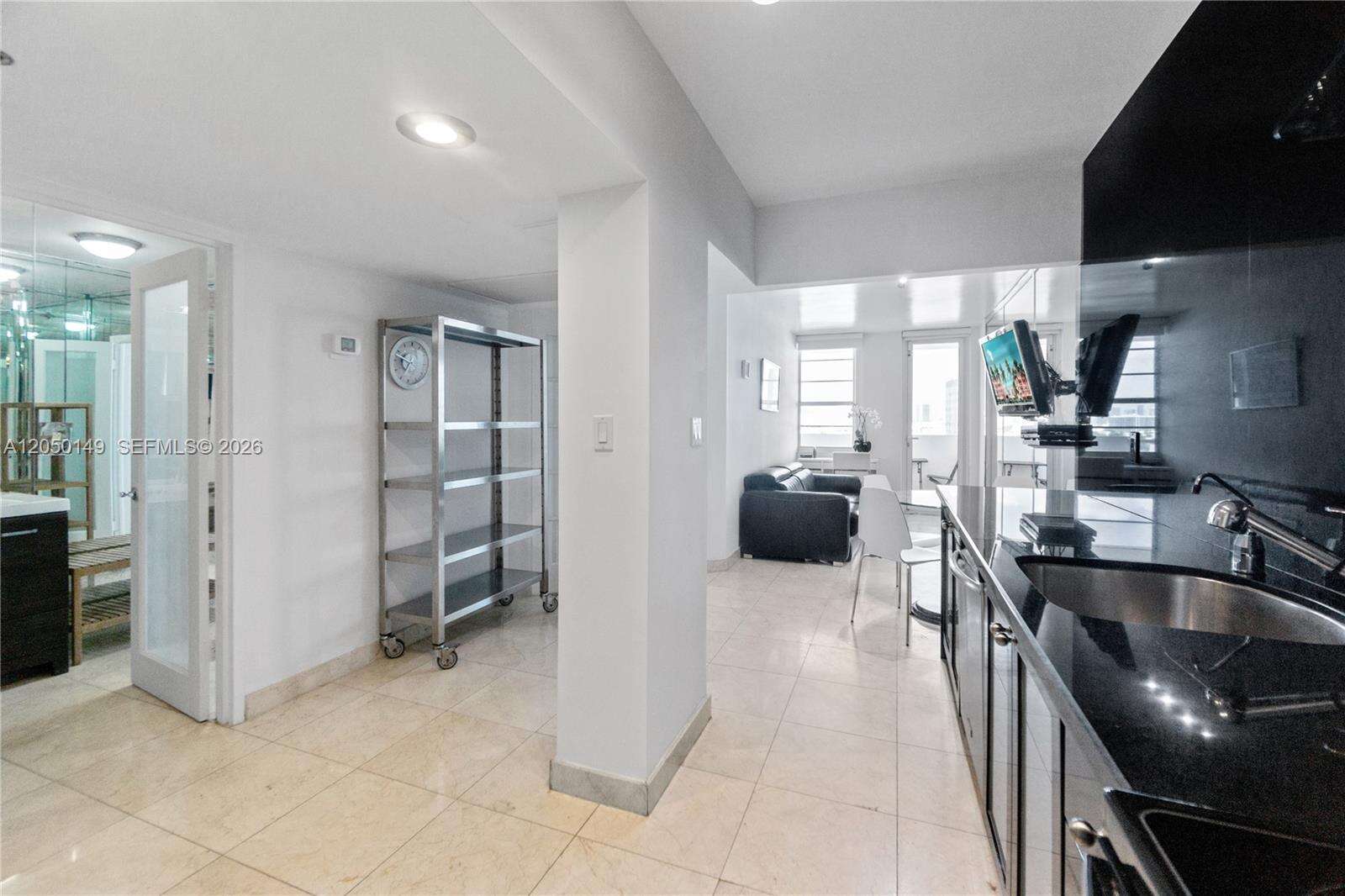 Decoplage Unit #1020 | Picture 5