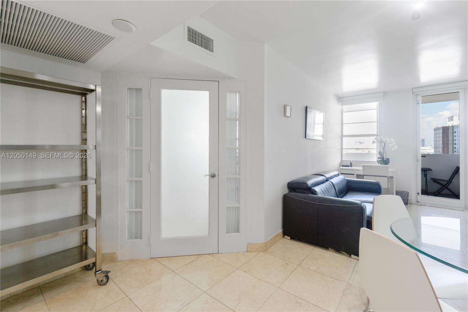 Decoplage Unit #1020 | Picture 6