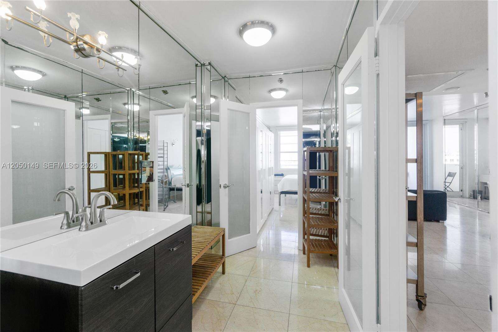Decoplage Unit #1020 | Picture 10