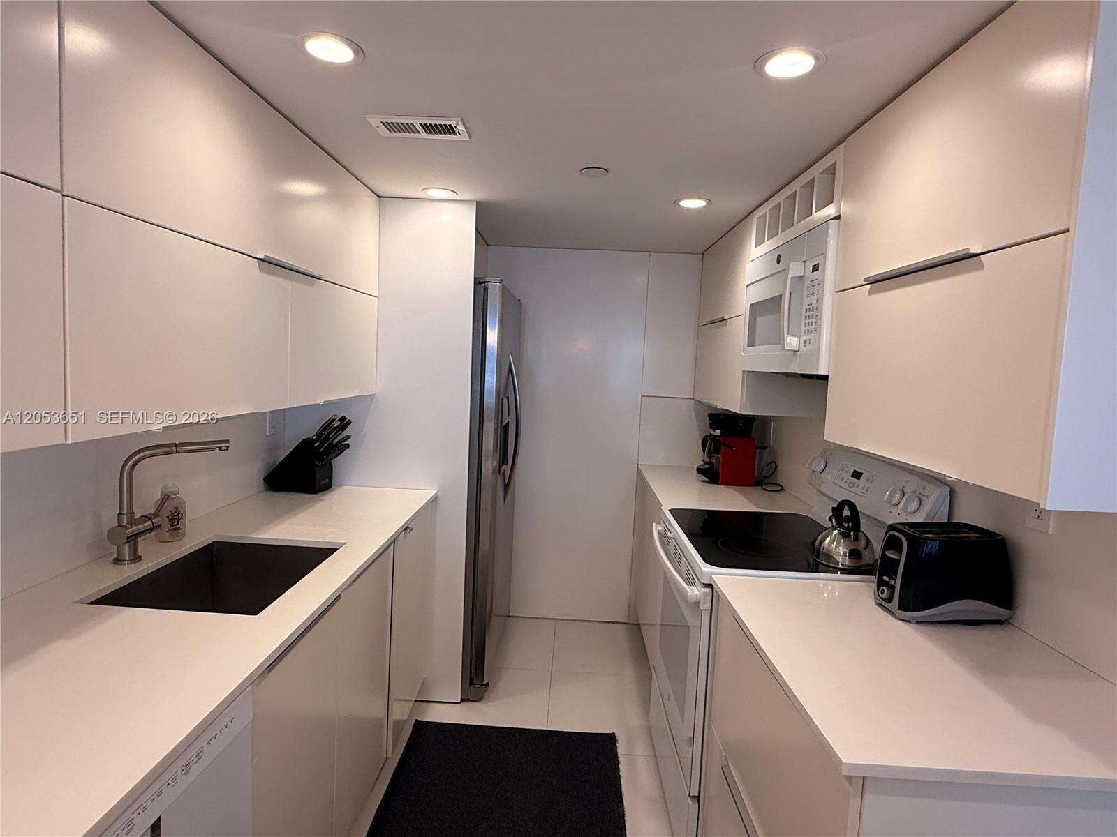 Decoplage Unit #1035 | Picture 7
