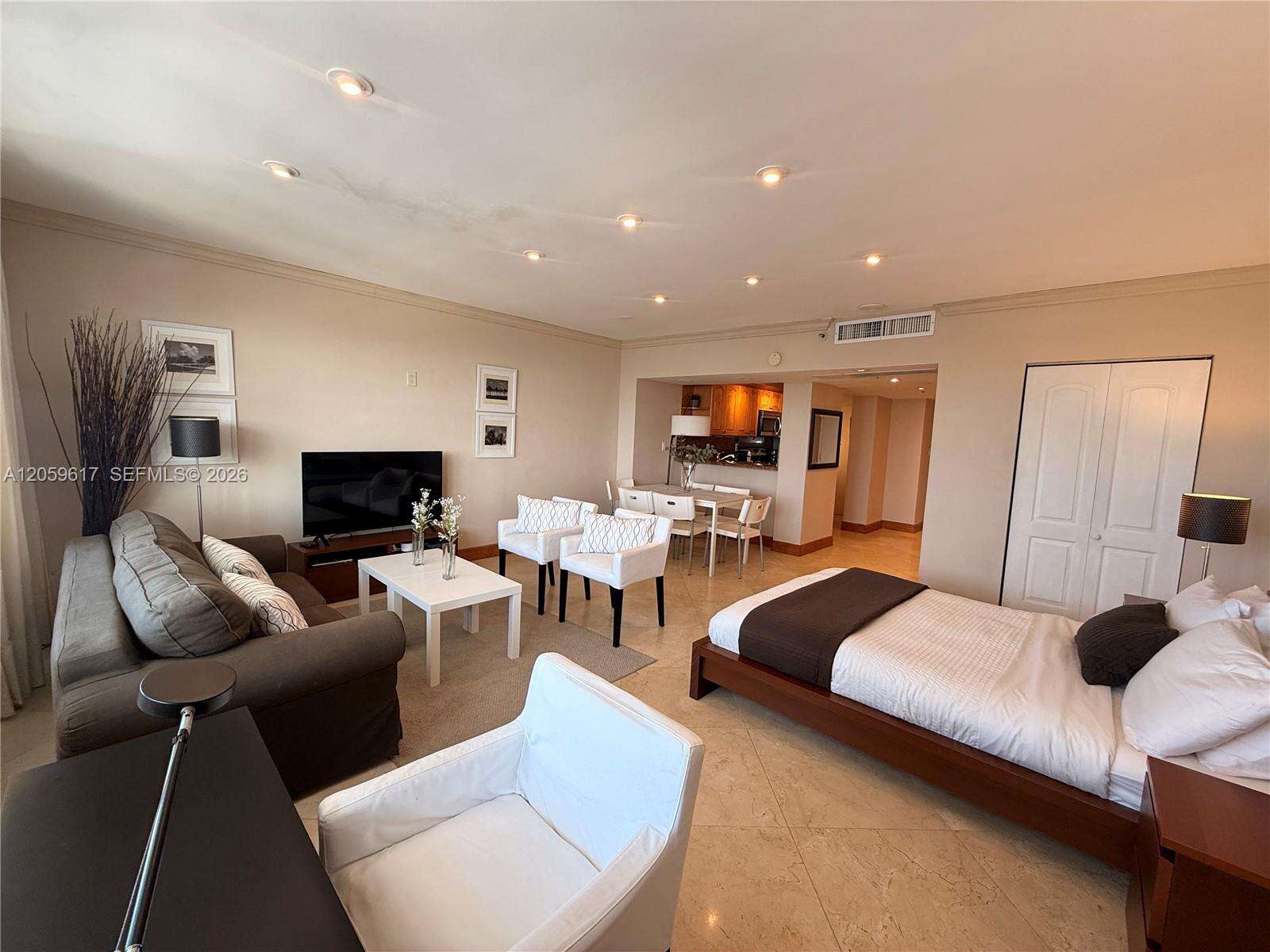 Decoplage Unit #1631 | Picture 4
