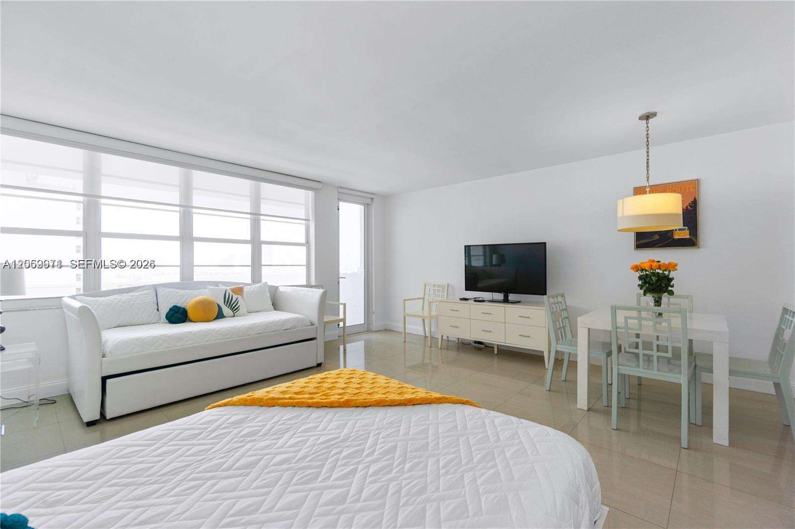 Decoplage Unit #1503 | Picture 2