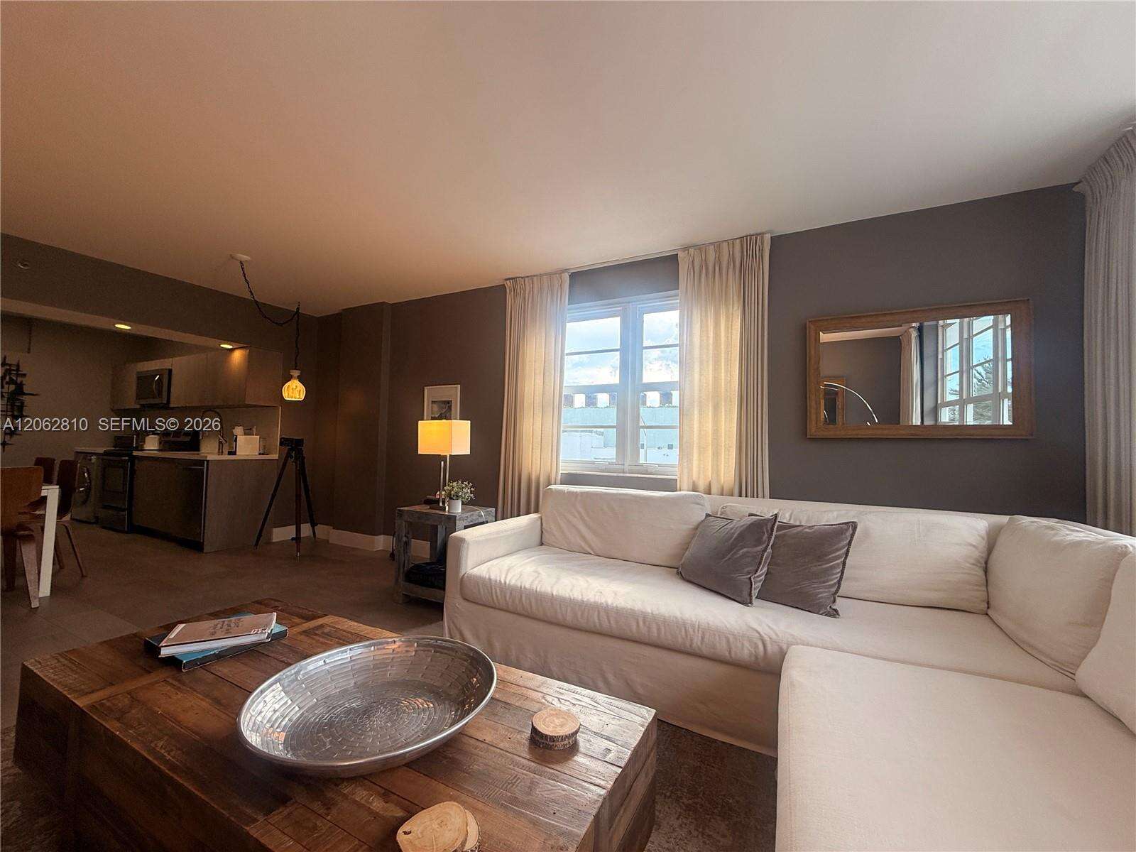 Decoplage Unit #314B | Picture 3