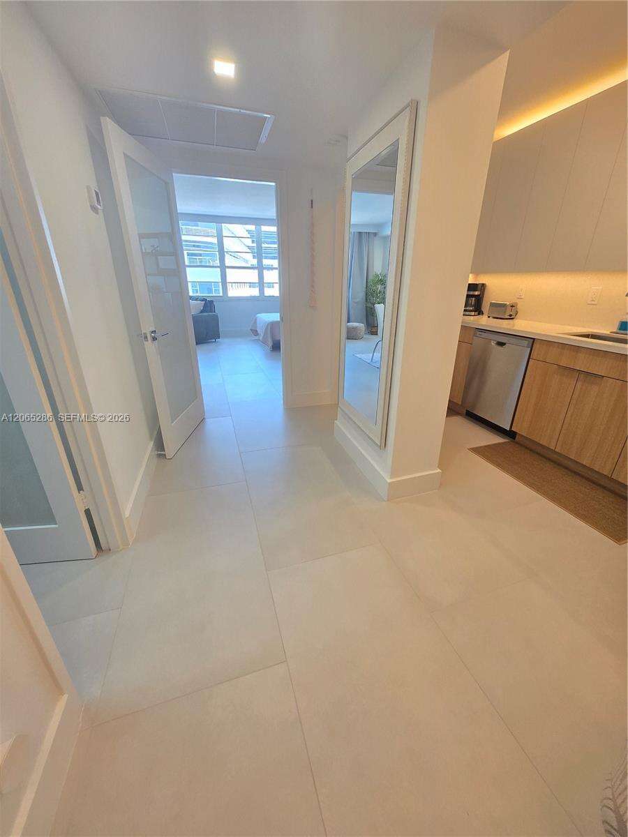 Decoplage Unit #931 | Picture 16