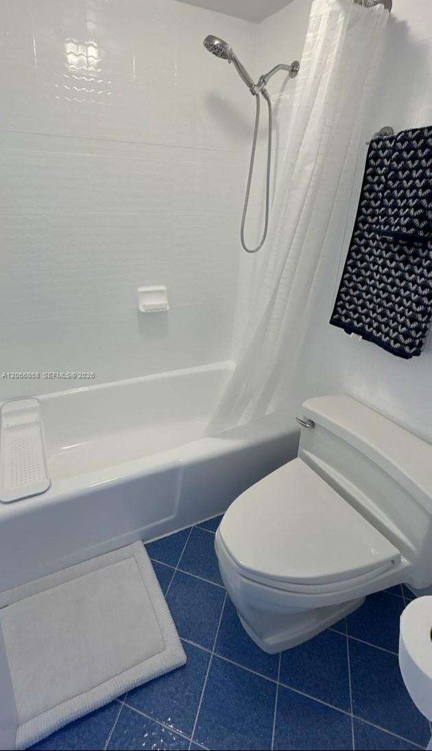 Decoplage Unit #616 | Picture 8