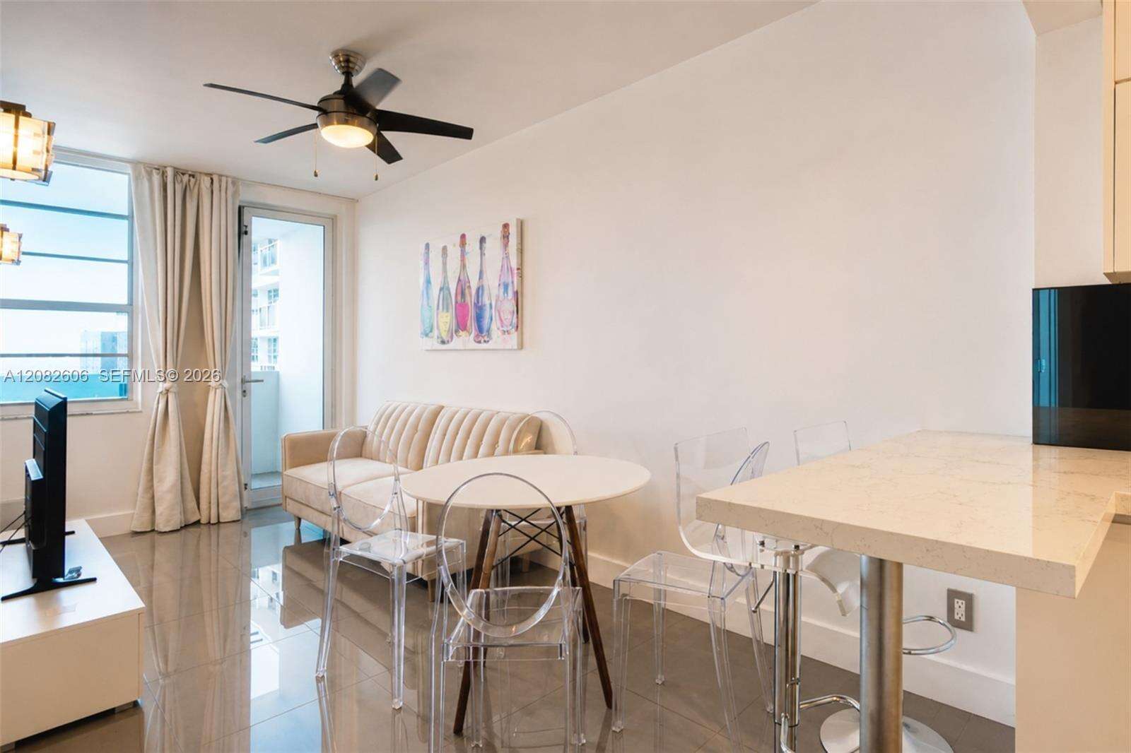 Decoplage Unit #1420 | Picture 1