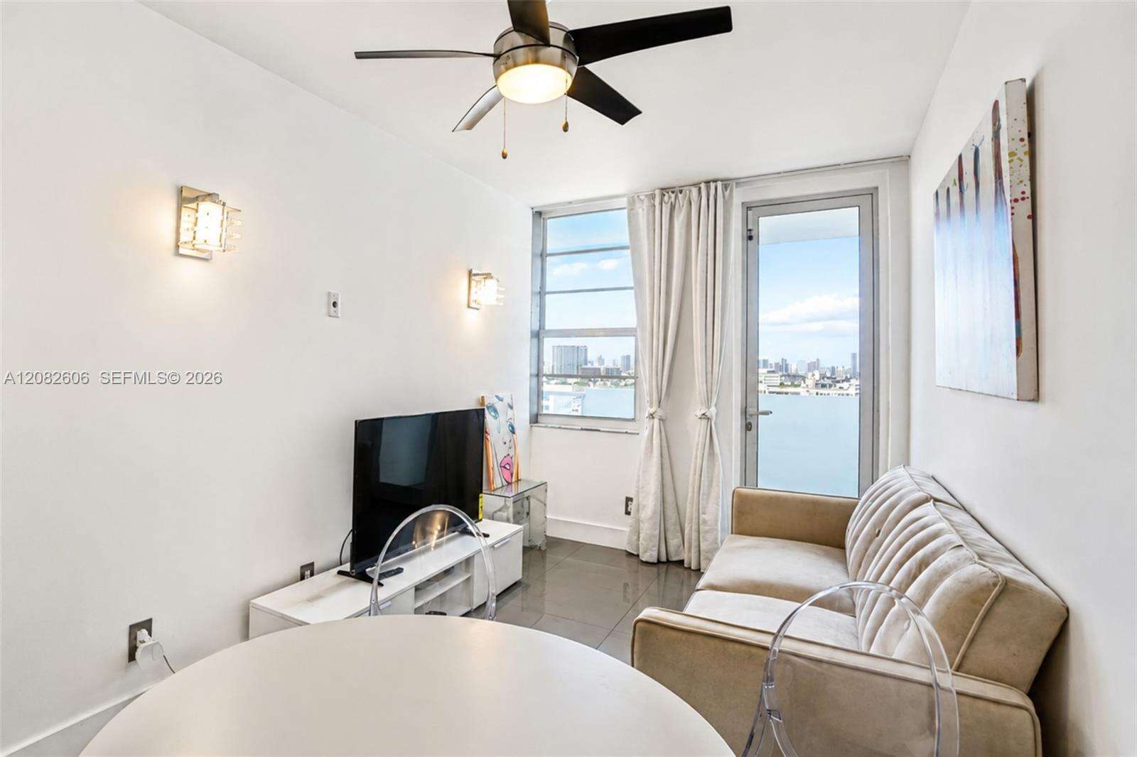 Decoplage Unit #1420 | Picture 2