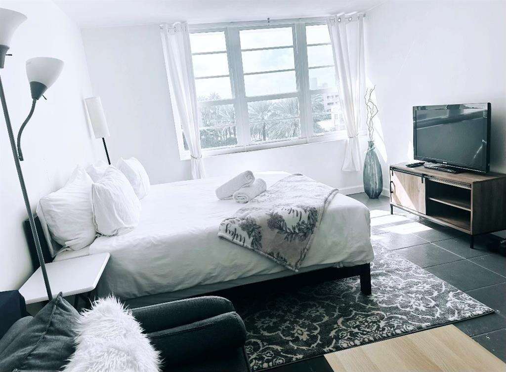 Decoplage Unit #411A | Picture 6