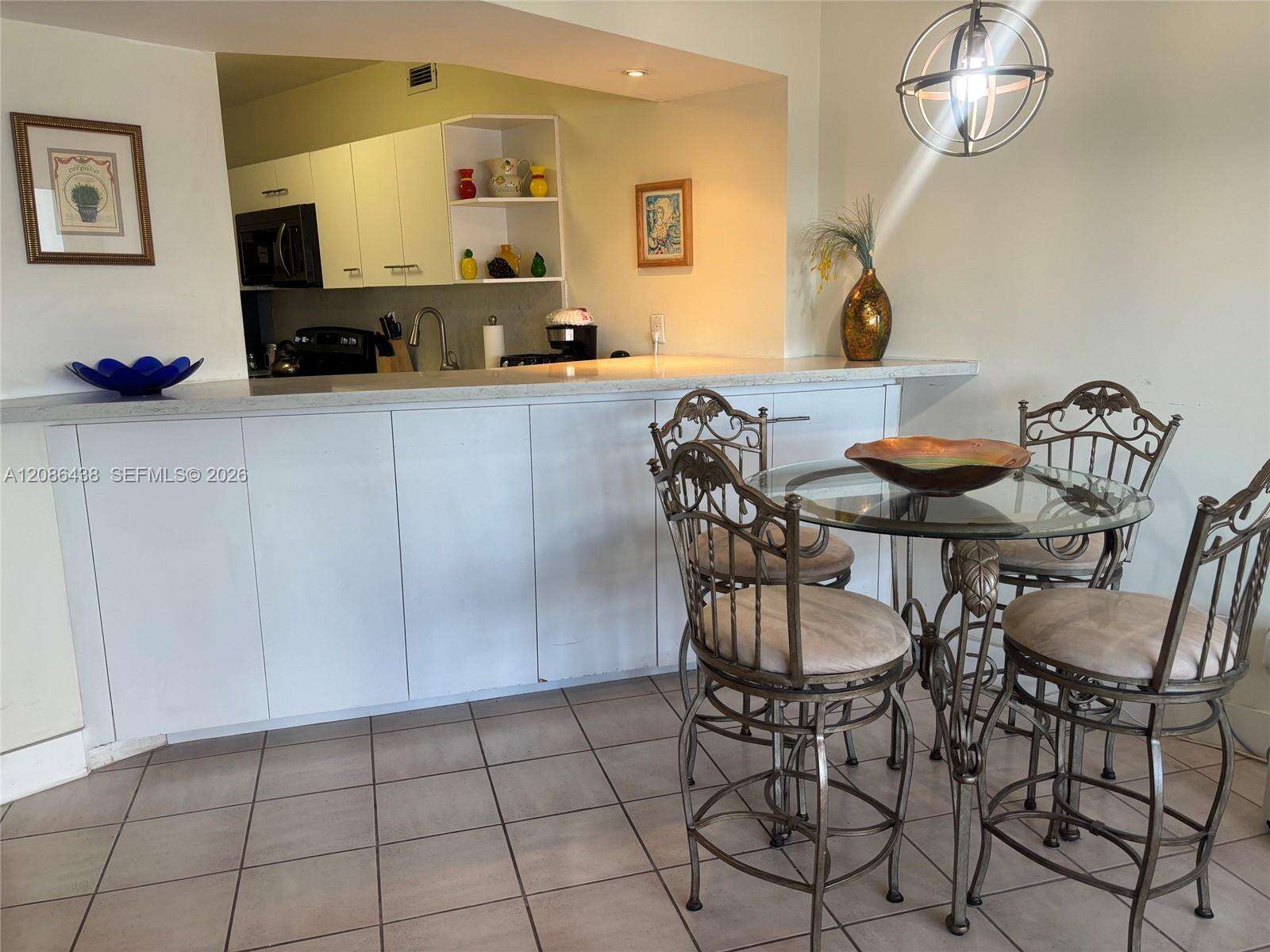 Decoplage Unit #1545 | Picture 5