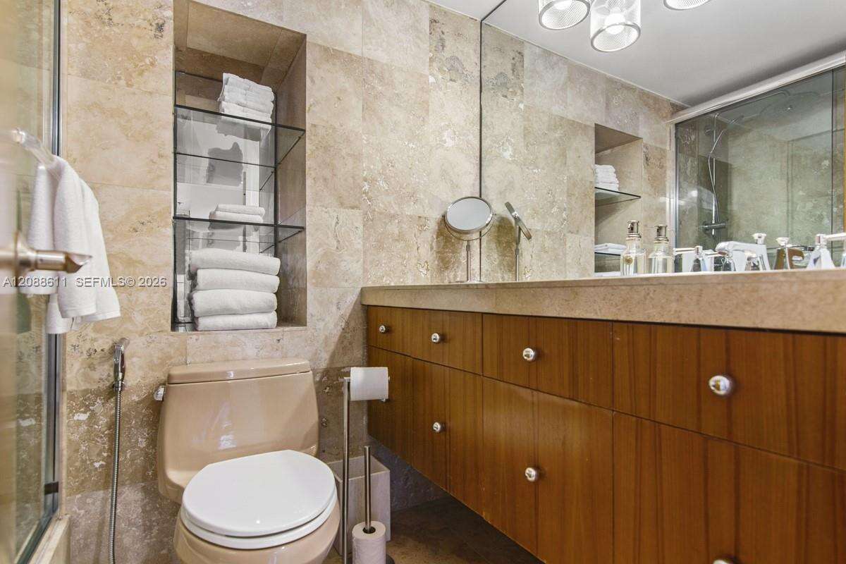 Decoplage Unit #748 | Picture 10