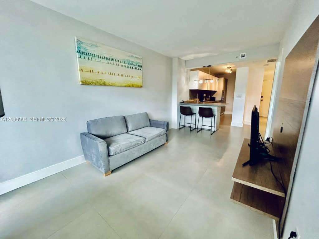 Decoplage Unit #420 | Picture 1