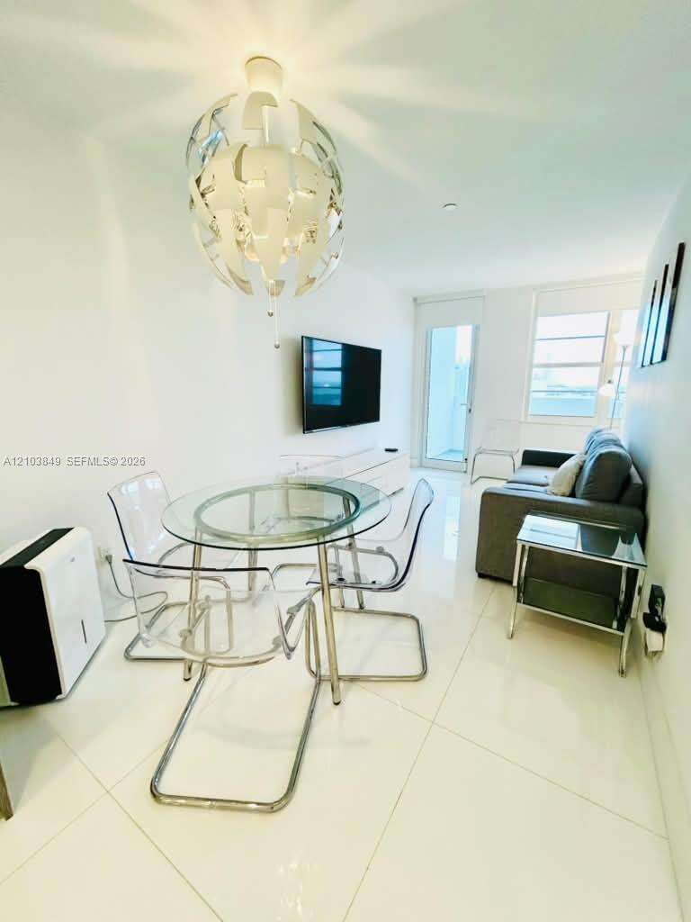 Decoplage Unit #1645 | Picture 3