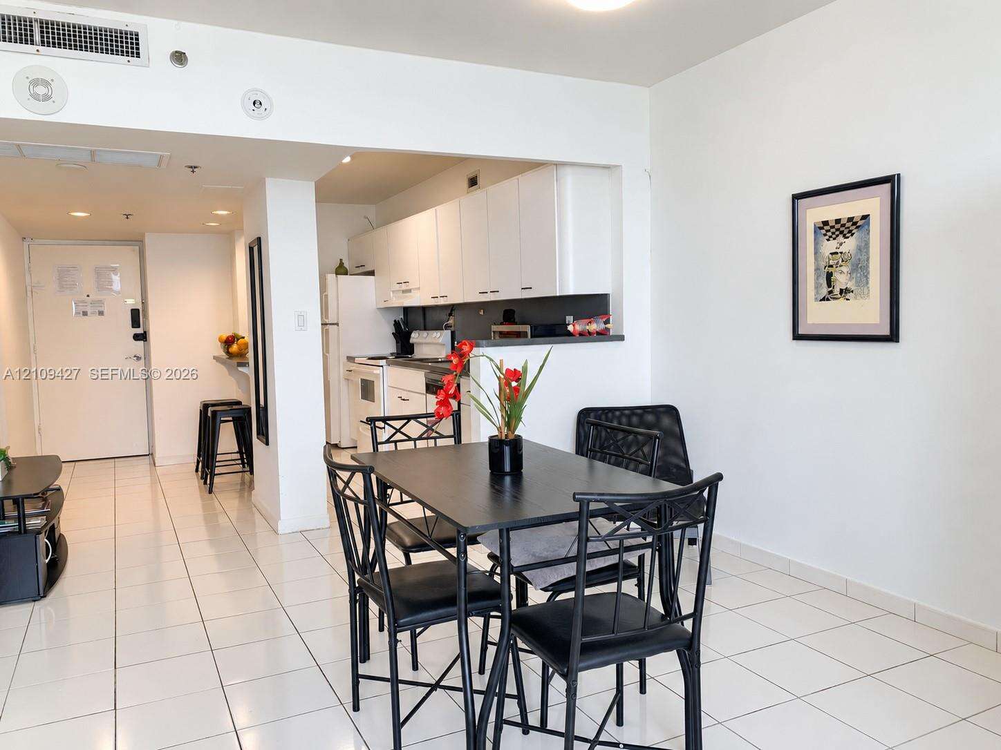 Decoplage Unit #805 | Picture 8