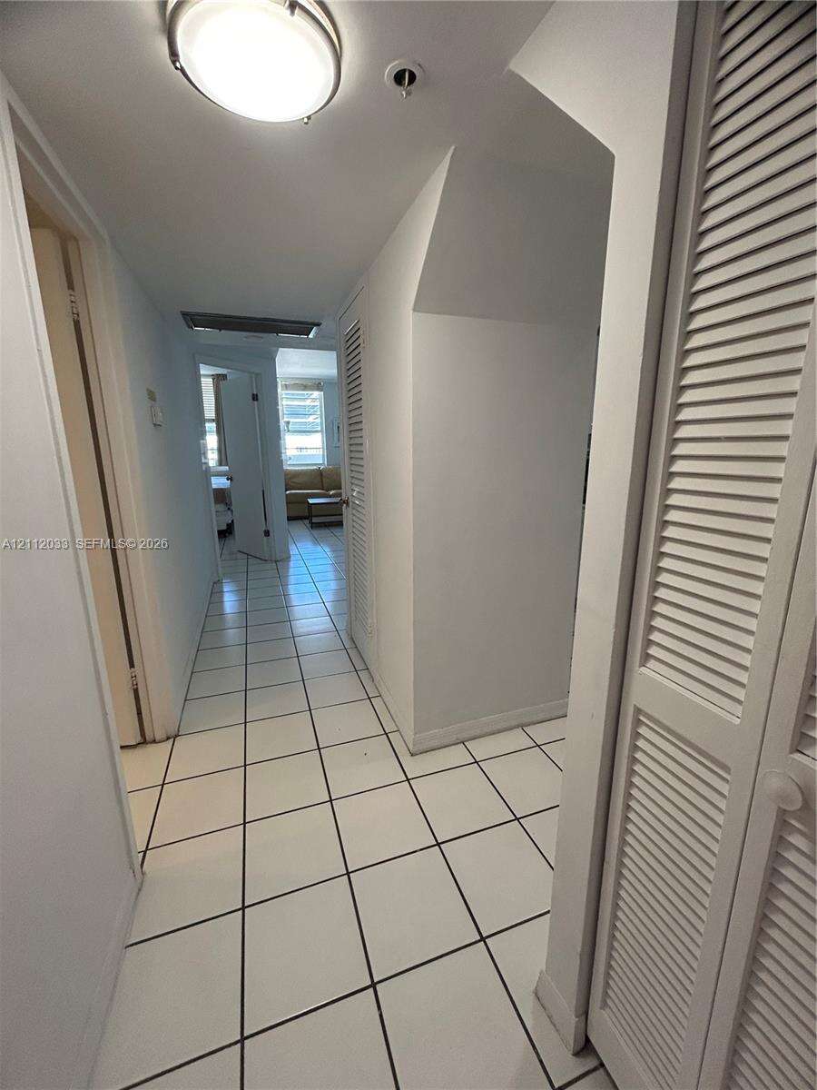 Decoplage Unit #904 | Picture 10