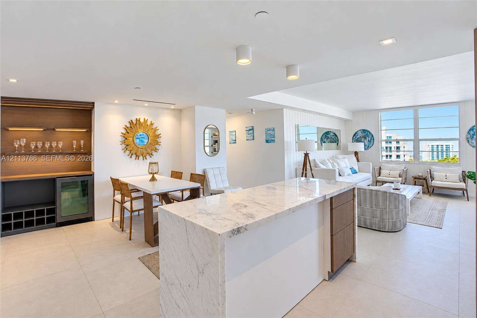 Decoplage Unit #947 | Picture 13