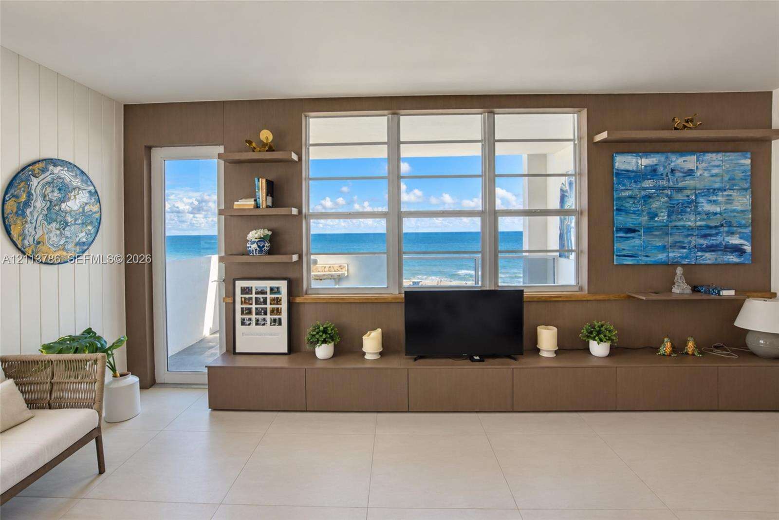 Decoplage Unit #947 | Picture 8